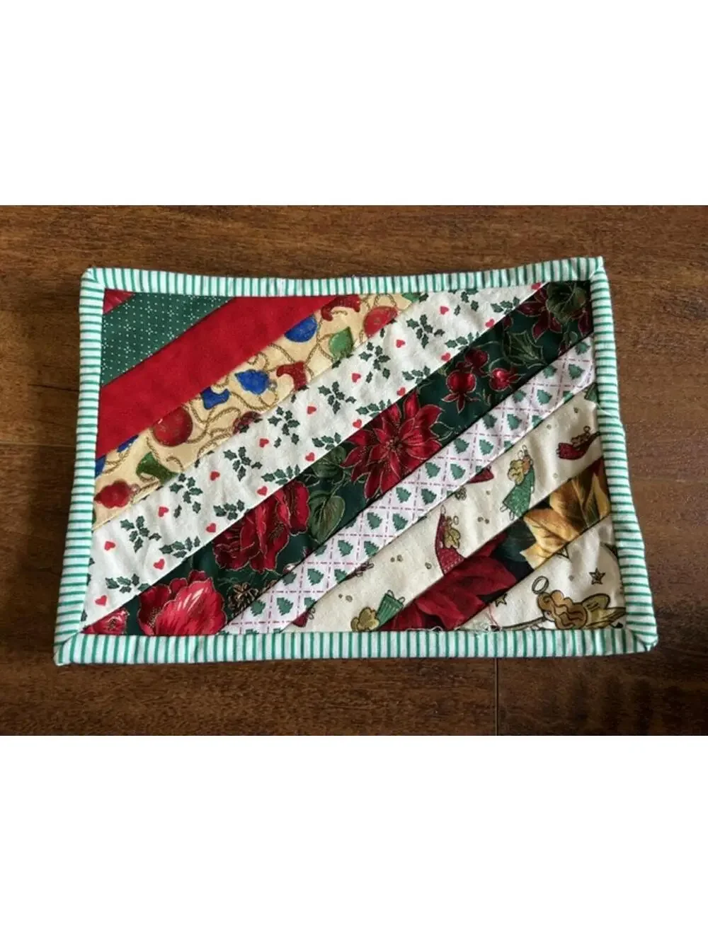 Handmade Christmas Patchwork Quilted Pot Holders Set of 2